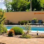 Сasa de vacaciones Luxe Et Sérénité : Jacuzzi, Sauna, Piscine Chauffée, Home-cinéma Et Près Du Mans - Fr-1-410-396 Yvré-lʼÉvêque
