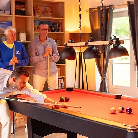 Luxe Et Sérénité : Jacuzzi, Sauna, Piscine Chauffée, Home-cinéma Et Près Du Mans - Fr-1-410-396 Yvré-lʼÉvêque