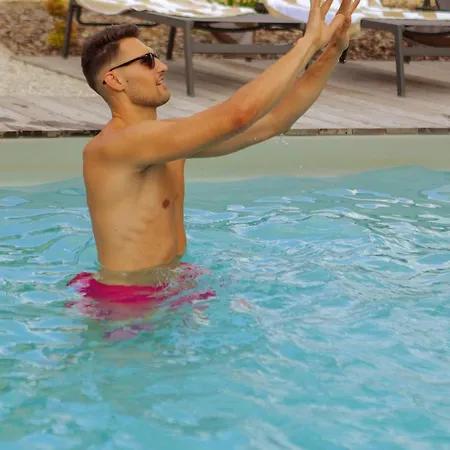 Luxe Et Serenite : Jacuzzi, Sauna, Piscine Chauffee, Home-cinema Et Pres Du Mans - Fr-1-410-396 Prázdninový dům