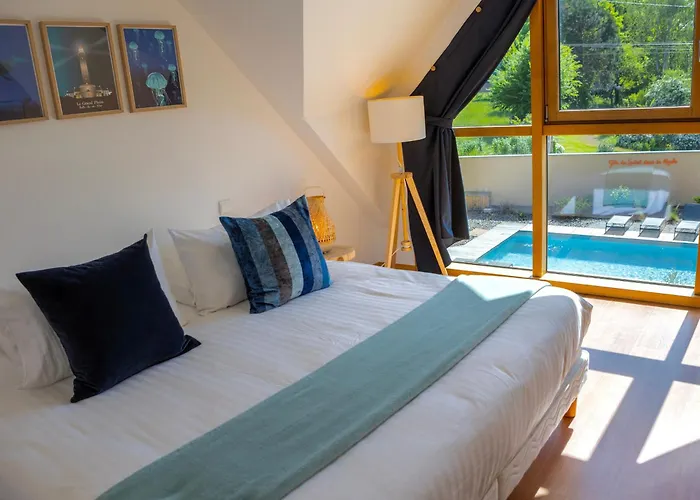 Hébergement de vacances Luxe Et Sérénité : Jacuzzi, Sauna, Piscine Chauffée, Home-cinéma Et Près Du Mans - Fr-1-410-396