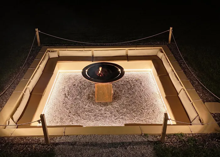 Luxe Et Sérénité : Jacuzzi, Sauna, Piscine Chauffée, Home-cinéma Et Près Du Mans - Fr-1-410-396