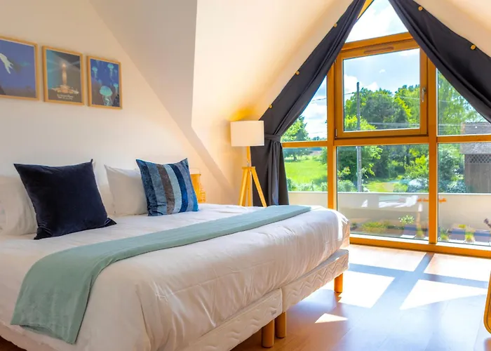 Luxe Et Sérénité : Jacuzzi, Sauna, Piscine Chauffée, Home-cinéma Et Près Du Mans - Fr-1-410-396 Yvré-lʼÉvêque